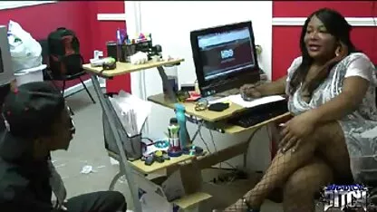 Hij plantte een stevige pik in strakke kontje Ukrainka. pornofilmpjes nederlands