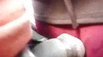 Brunette met rode Dildo in de kont geneukt porno gratis nederlands