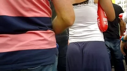 De vreemdeling nederlandse porno vrouwen brak in en neukte die blonde Emma Hicks.