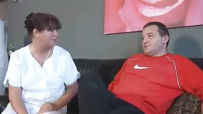 Ga naar je nederlandse familie porno moeder!!