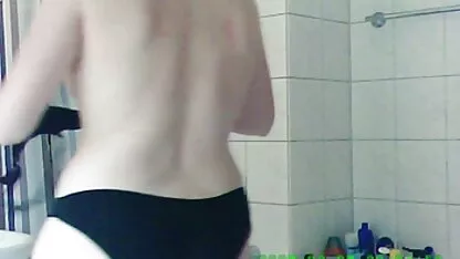 Stiefvader nederlandse porno videos neukte slapende blonde